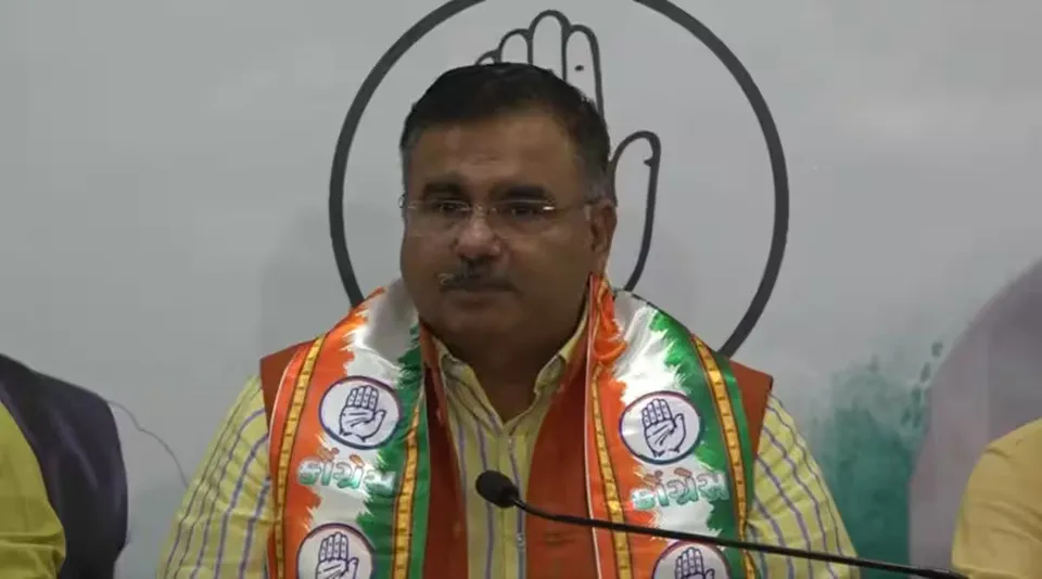 Alok Sharma.jpg