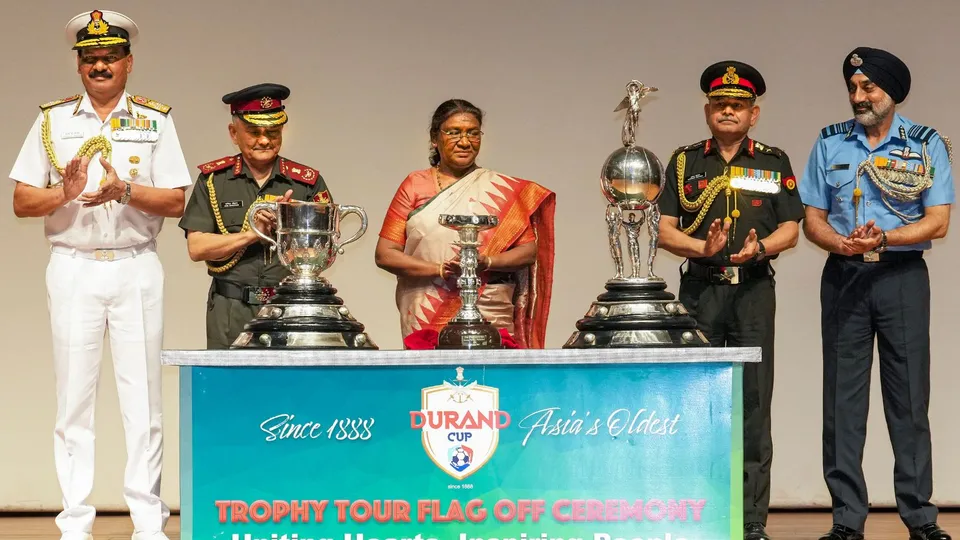 President Droupadi Murmu with Chief of Defence Staff General Anil Chauhan and other Armed Forces Chiefs during the flag-off ceremony of Trophy Tour of the Durand Cup Tournament 2024, at the Rashtrapati Bhavan, in New Delhi, Wednesday, July 10, 2024.