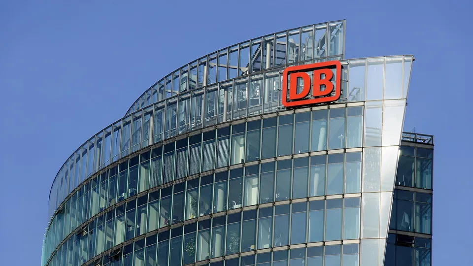 D B Realty