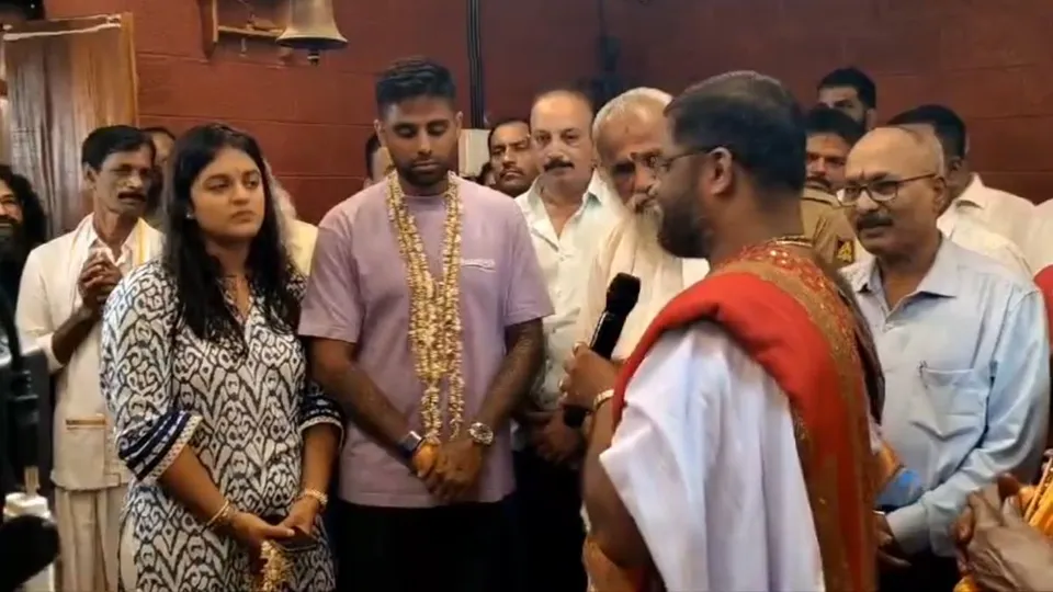Surya Kumar Yadav visits the Sri Hale Mariamma Temple in Udupi with his wife