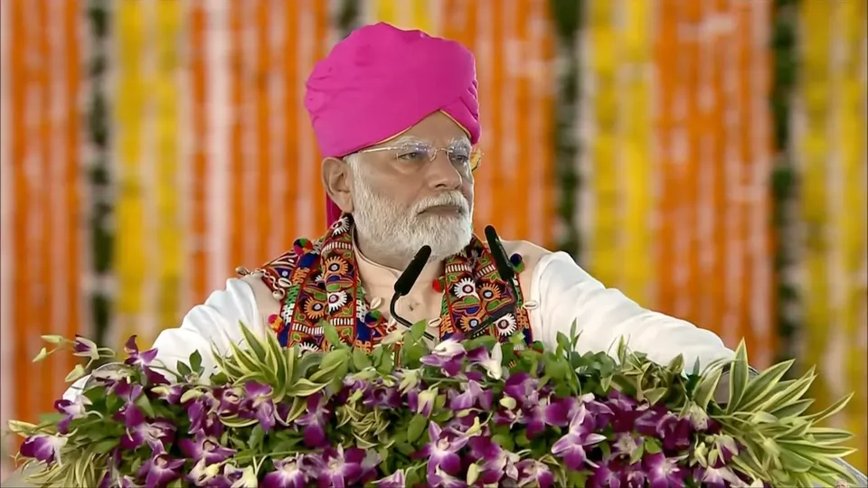 Prime Minister Narendra Modi addresses a rally in Washim, Maharashtra on October 5, 2024.