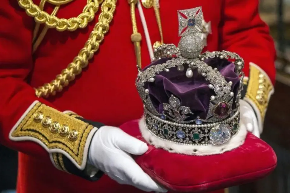kohinoor crown.webp