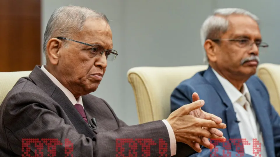 Narayana Murthy and Kris Gopalakrishnan