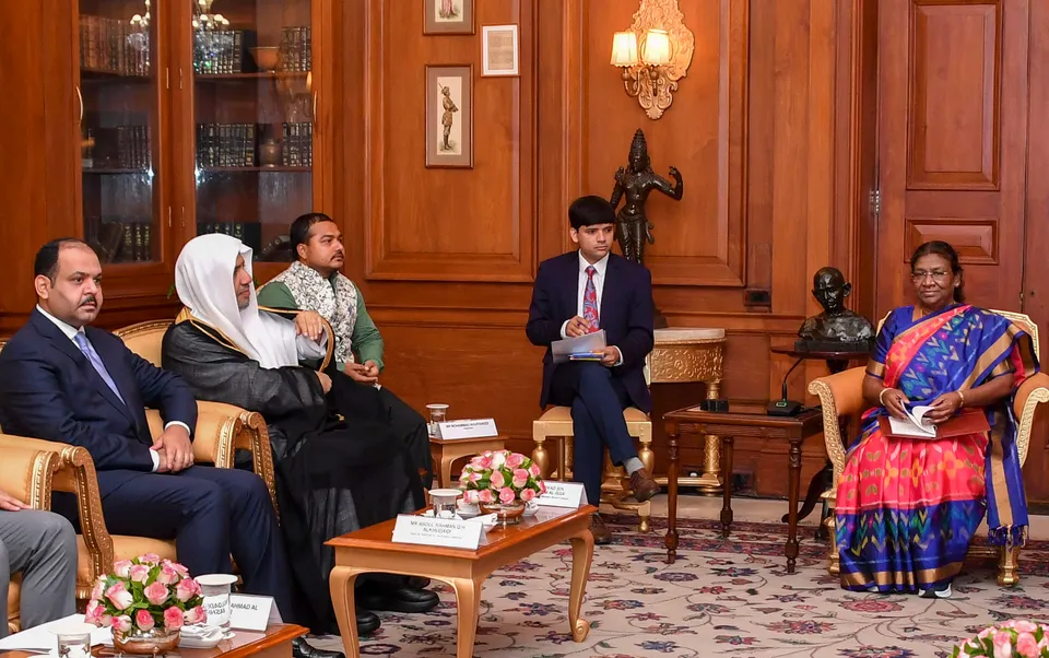 President Droupadi Murmu and Secretary General of Muslim World League Mohammad bin Abdulkarim Al-Issa during a meeting, at Rashtrapati Bhavan in New Delhi, Wednesday.jpg