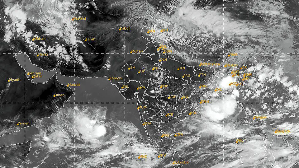 cyclone biporjoy 10 June.jpg