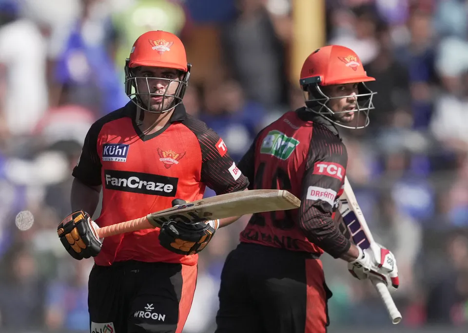Sunrisers Hyderabad batters Vivrant Sharma and Mayank Agarwal run between the wickets during the IPL 2023 cricket match