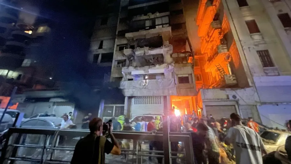 israeli airstrikes in central beirut