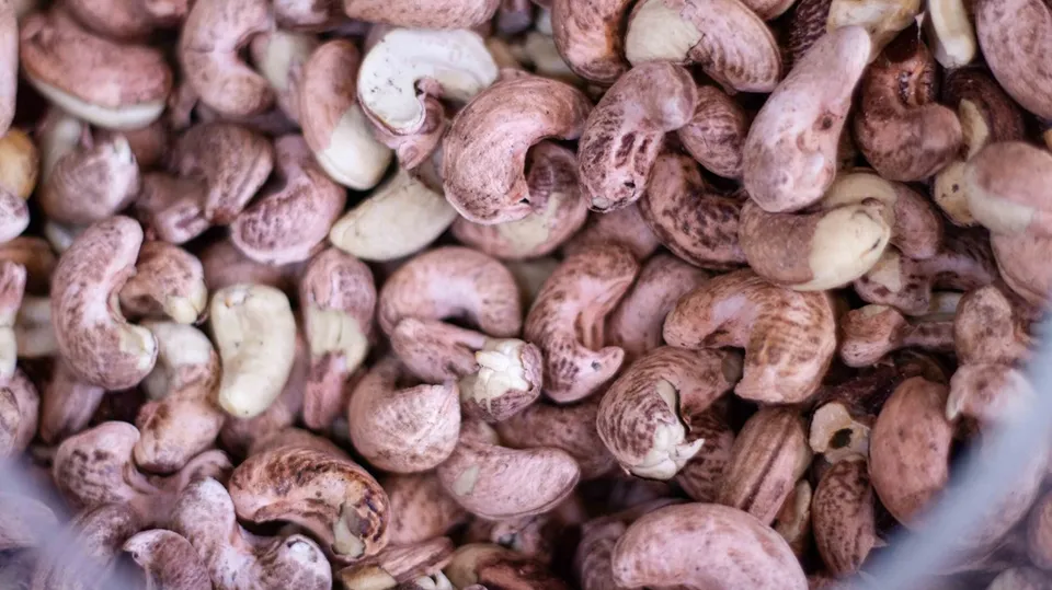 cashews