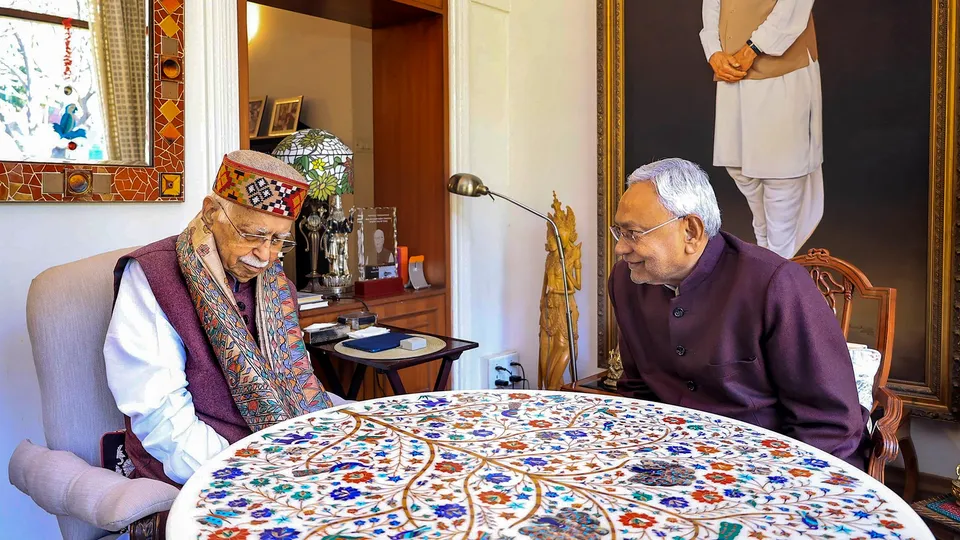 Bihar Chief Minister Nitish Kumar meets former deputy prime minister and veteran BJP leader L.K. Advani at the latter's residence, in New Delhi