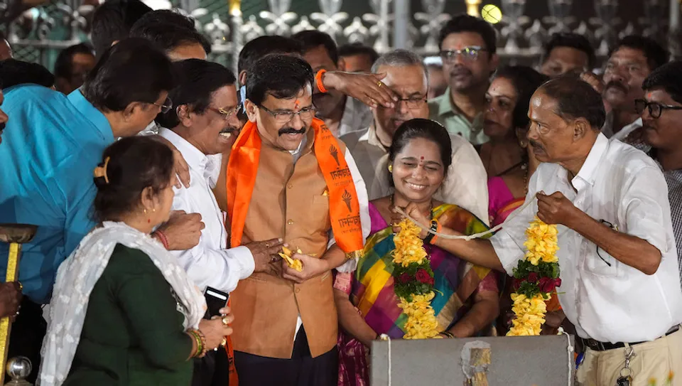 Sanjay Raut at Balasaheb Thackeray memorial