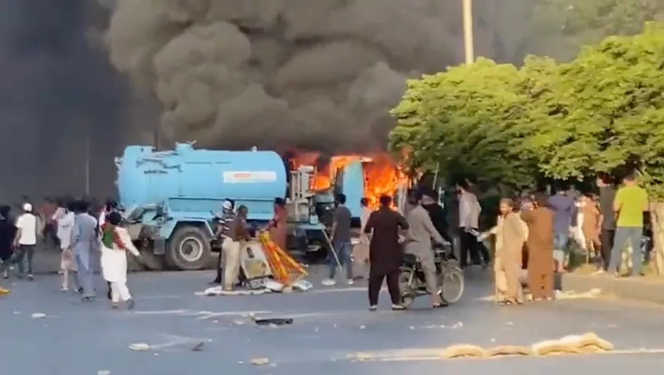 Pakistan unrest imran khan