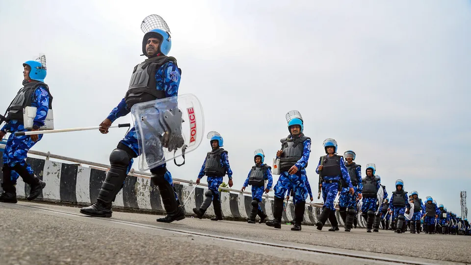 Police launch hunt for Amritpal Singh