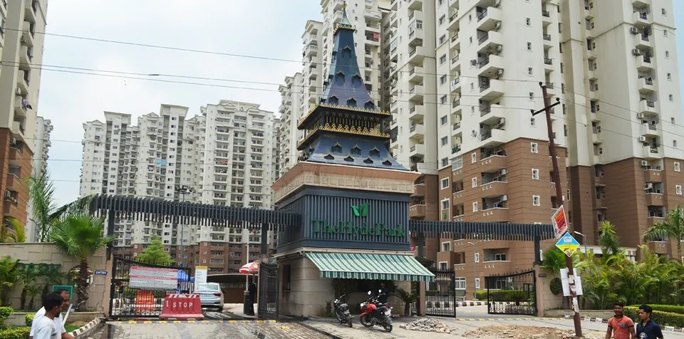 Hyde Park society in Sector 78 Noida