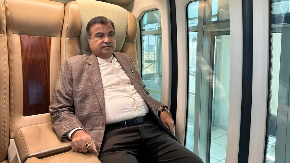 Nitin Gadkari Sky Bus