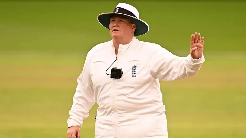 Sue Redfern Women Umpire