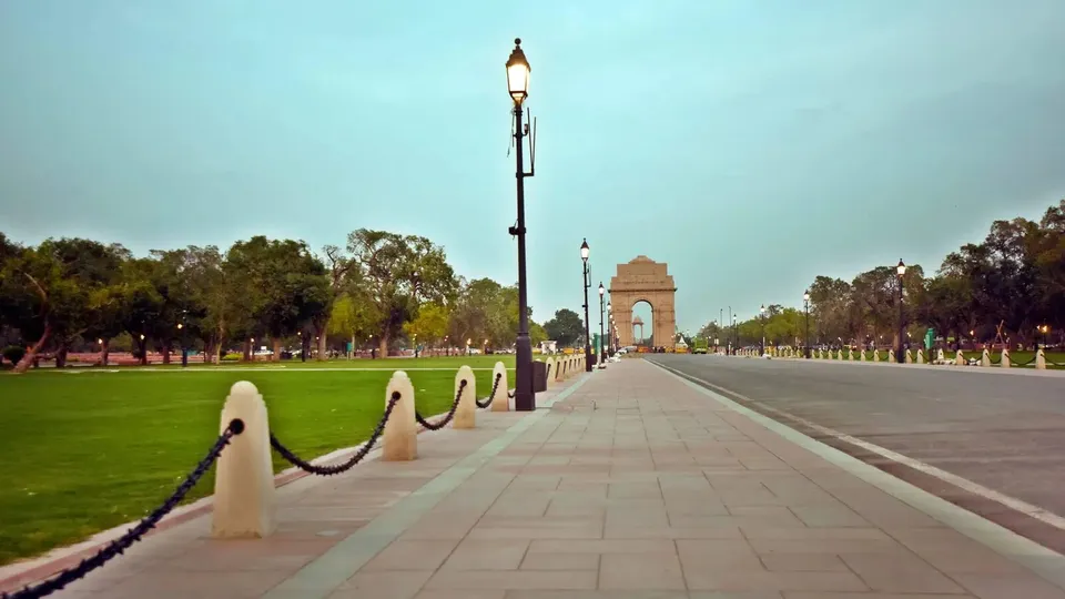 India Gate C-Hexagon.jpg
