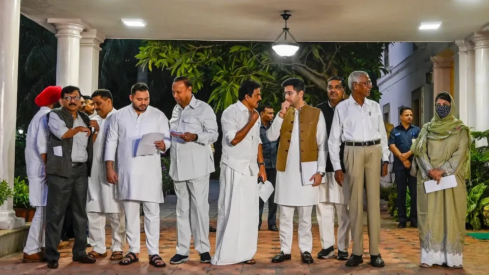 Tejashwi Yadav, TR Baalu, KC Venugopal, Raghav Chadha, Sanjay Raut, Mehbooba Mufti, at the residence of Nationalist Congress Party (NCP) Chief Sharad Pawar on September 13