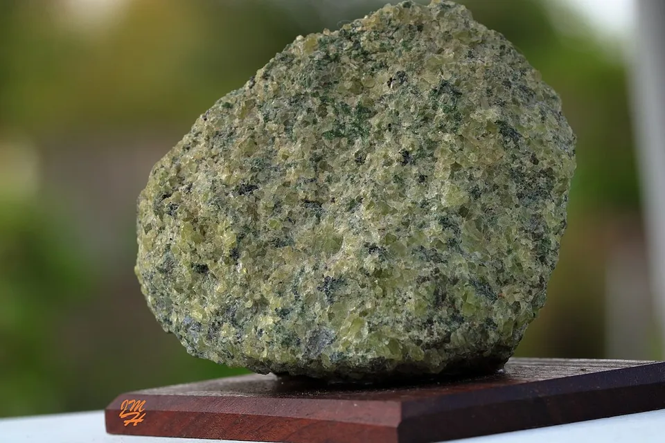 ultramafic rocks.jpg
