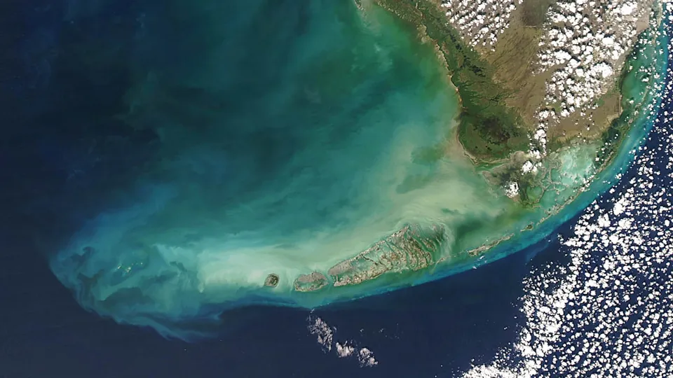 ocean clour change.jpg