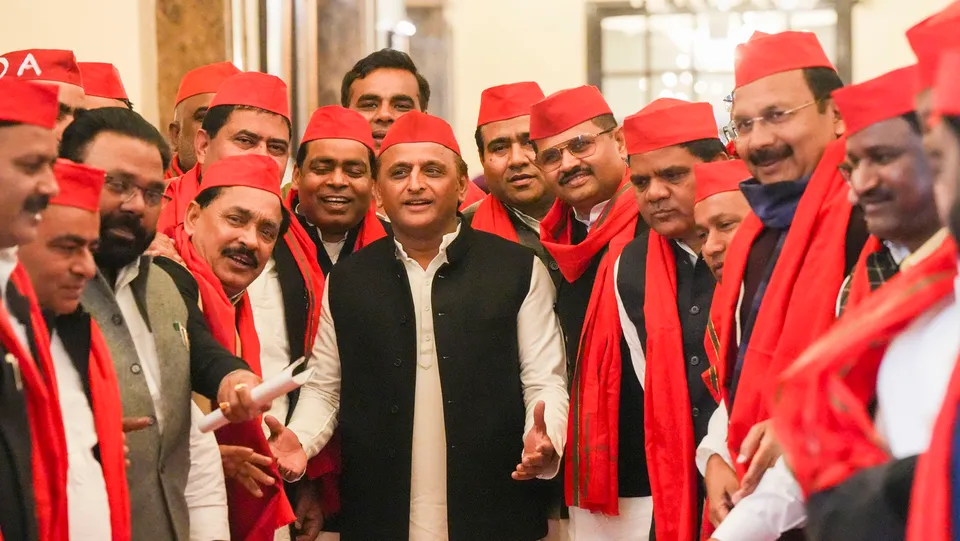 Leader of the Opposition in UP Assembly Akhilesh Yadav with party MLAs arrives to attend the Budget session of, at Vidhan Bhawan in Lucknow