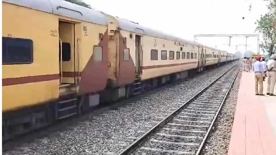 Somnath Express Bomb Threat