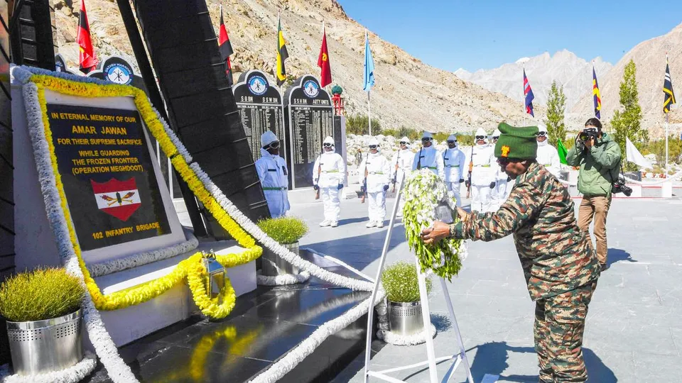 President Droupadi Murmu pays tribute to the fallen braveheart at the Siachen War Memorial, in Leh on September 26, 2024.