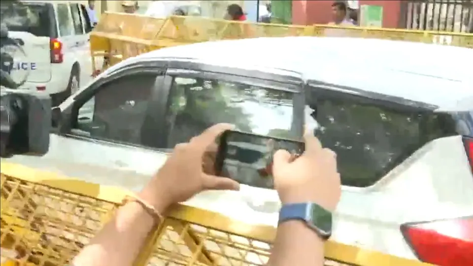 BRS MLC K Kavitha leaves from ED office for Rouse Avenue Court.