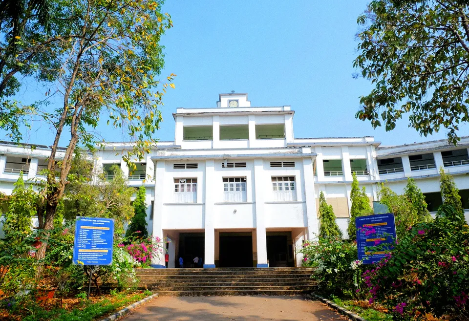 Christ College Irinjalakuda.jpg