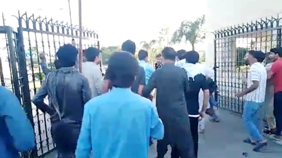 Imran Khan supporters enter army headquarters