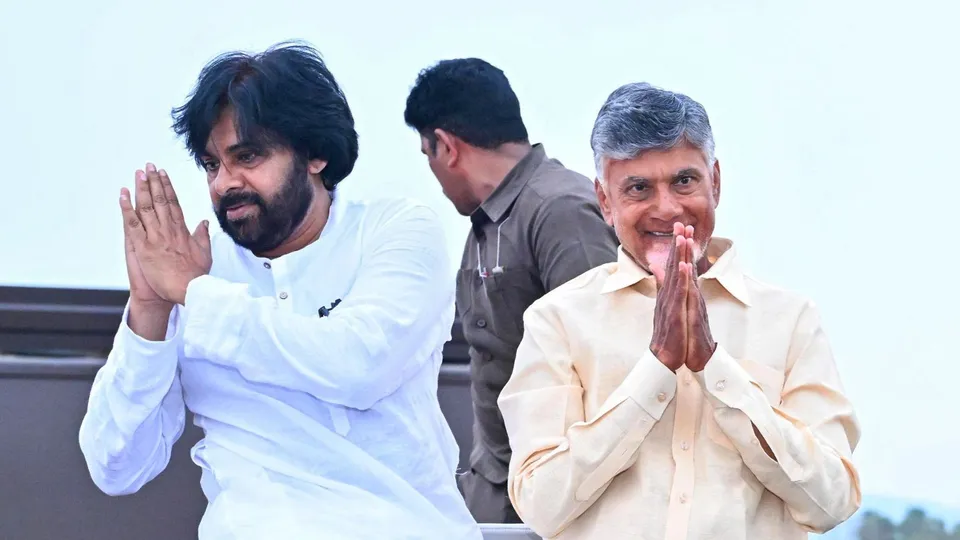 TDP supremo N Chandrababu Naidu with Janasena party chief Pawan Kalyan