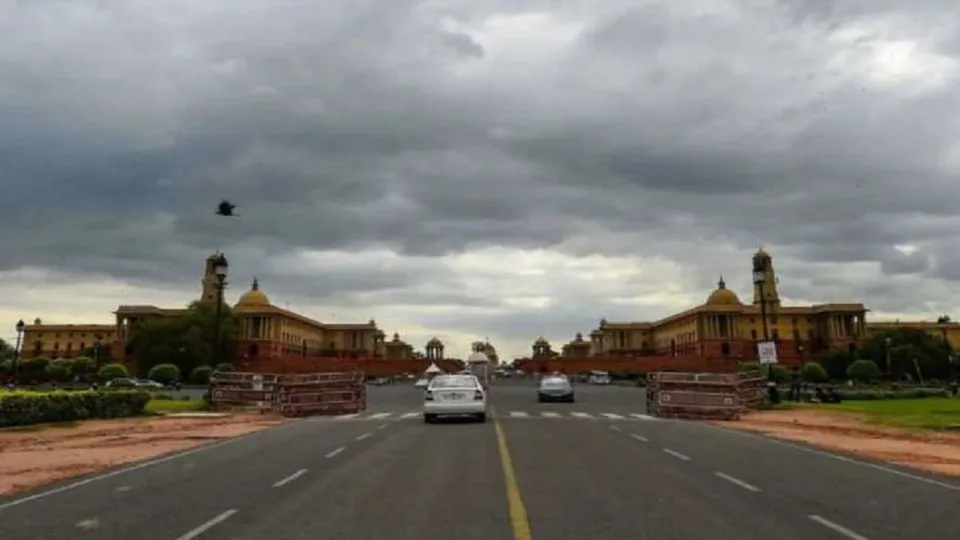Delhi cloudy weather