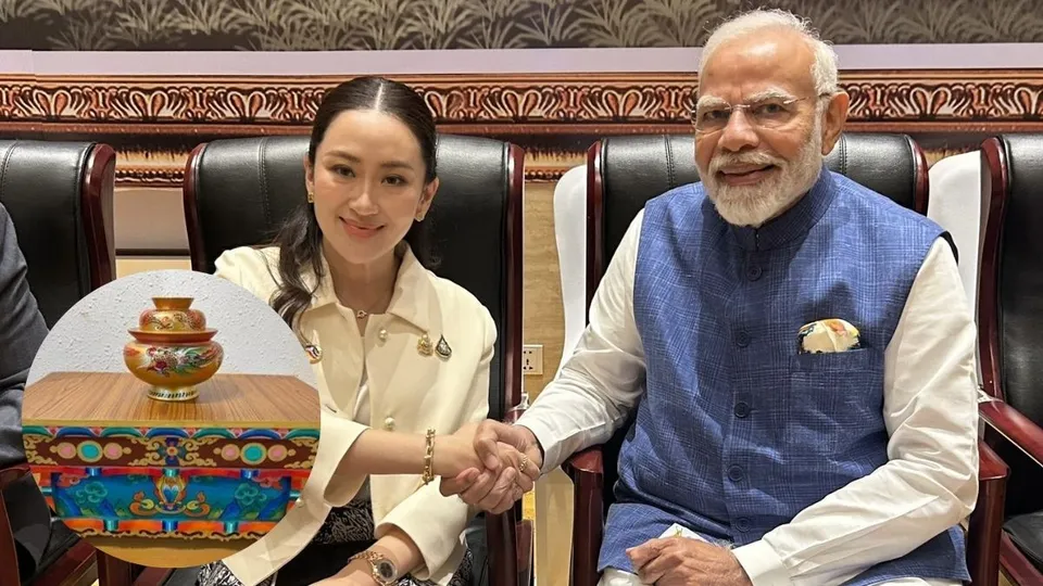 Prime Minister Narendra Modi presented a handcrafted low-height wood table from Ladakh to Thailand’s PM P. Shinawatra at the East Asia Summit in Laos