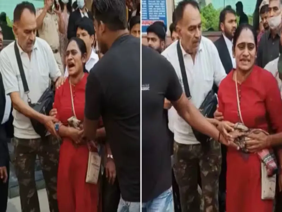 Saket Court Firing