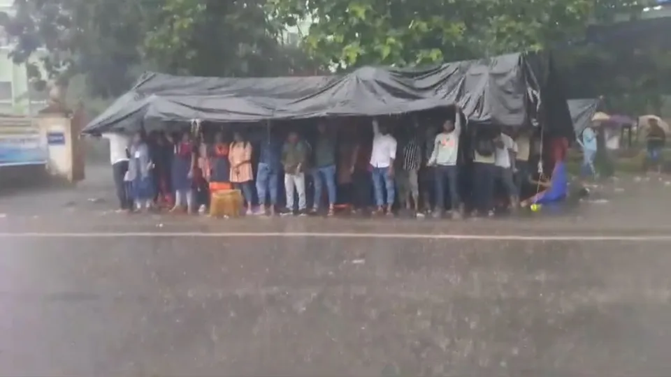Heavy rain lashed several areas of Odisha