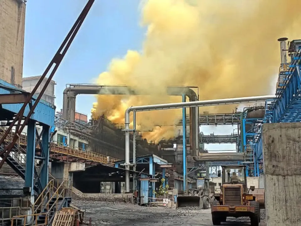 Tata Steel steam leak.jpg