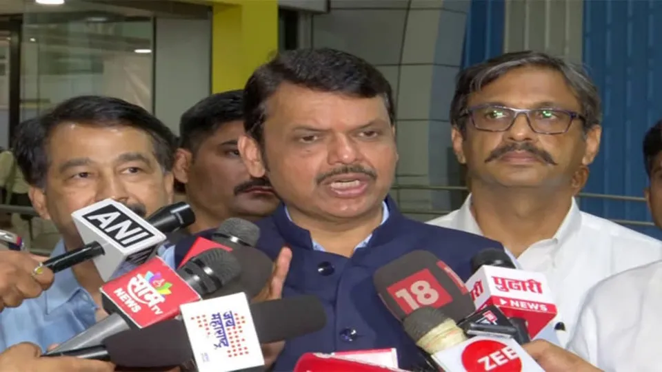 Maharashtra Deputy Chief Minister Devendra Fadnavis, along with his wife and mother, cast his vote at the Dharampeth Hindi High School polling booth in Nagpur on Friday