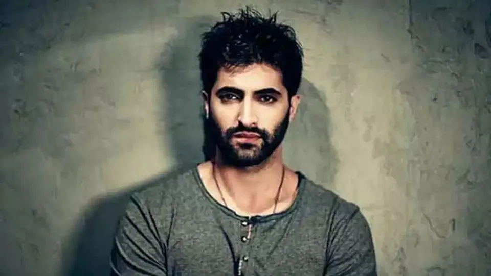 Akshay Oberoi.jpg