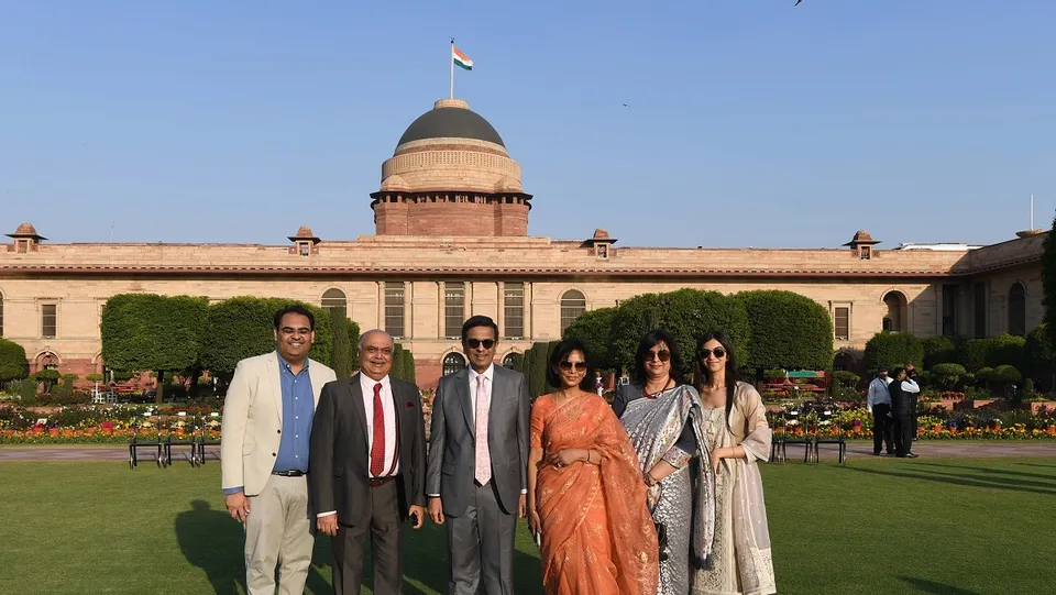 Chief Justice of India, Dr Justice D.Y. Chandrachud and judges of the Supreme Court, along with their families visited the Amrit Udyan of Rashtrapati Bhavan. 
