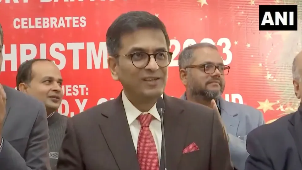 CJI Chandrachud signs Christmas carols