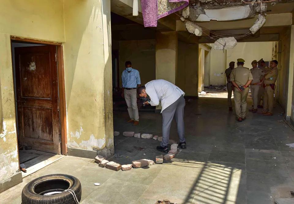 Blood and knife found at Atiq Ahmad office