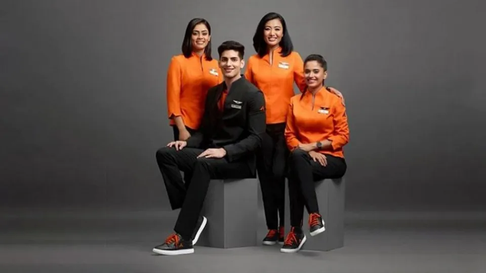Uniform of Akasa Air