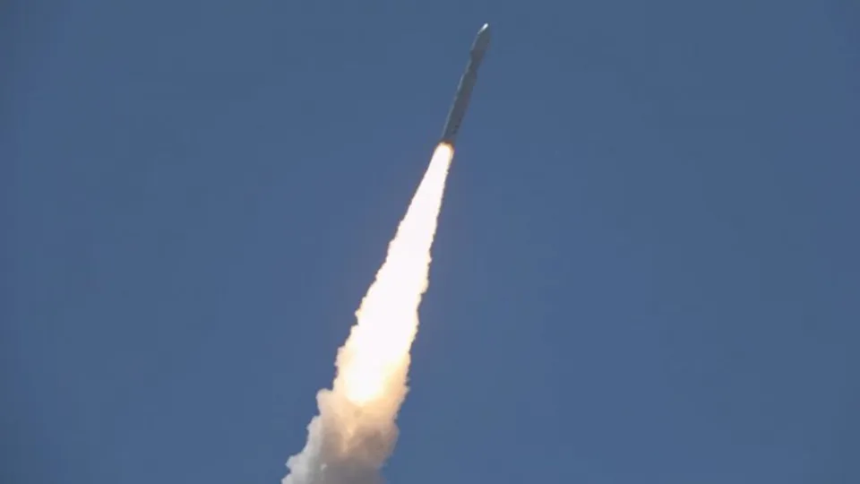 China launches six satellites with its new solid propellant rocket