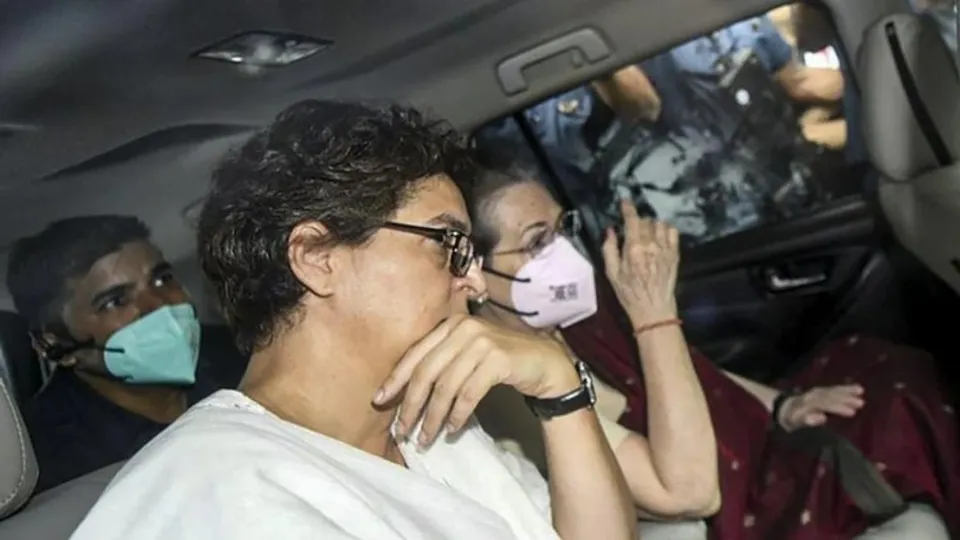 Sonia Gandhi at ED office