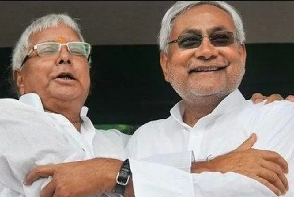 Lalu Prasad Yadav with Nitish Kumar (File photo)