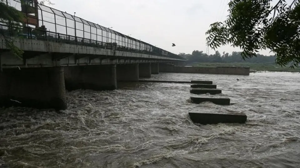 Yamuna swells further in Delhi; evacuation efforts being intensified