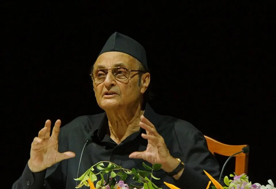 Dr. Karan Singh (File photo)