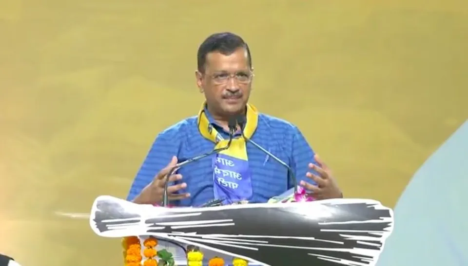 Arvind Kejriwal compares Manish Sisodia, Satyendra Jain with Bhagat Singh