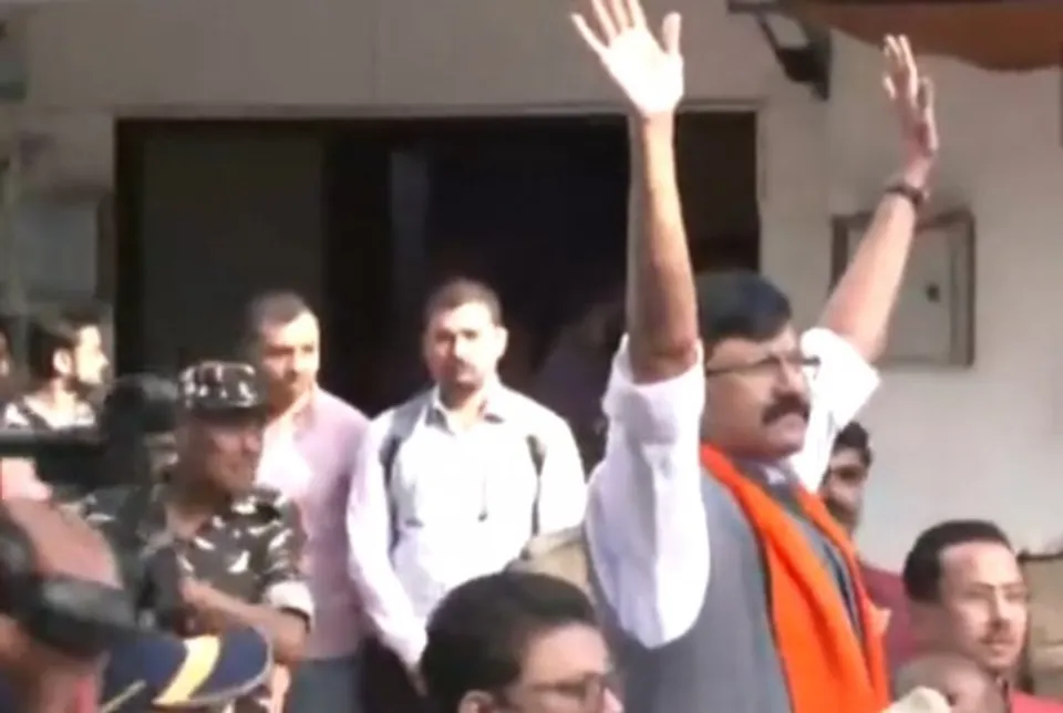 Shiv Sena firmly behind us; will protest against arrest of Sanjay Raut by ED, says his brother