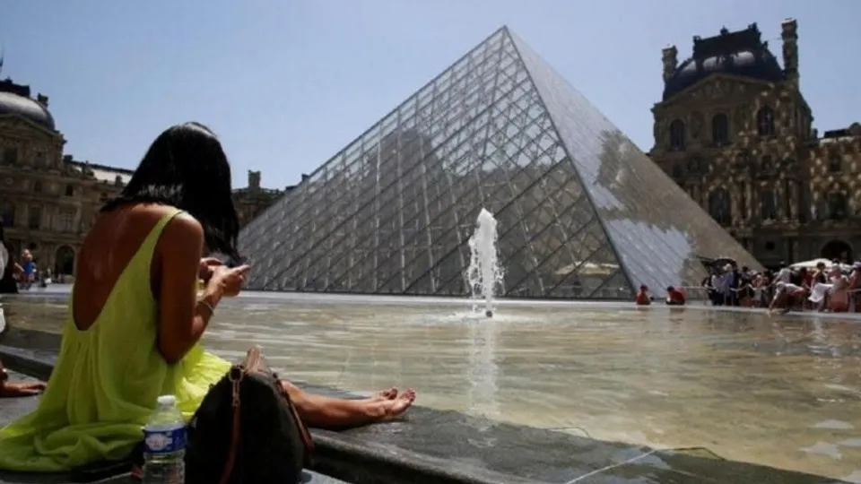 Europe broils in heat wave that fuels fires in France, Spain