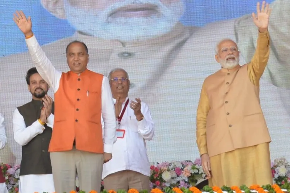 Himachal Pradesh chief minister Jairam Thakur with Prime Minister Narendra Modi (File photo)